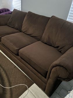 Couch set