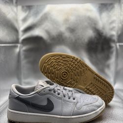 Air Jordan 1 Low Wolf Grey Gum
