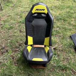 Polaris Razor Seat 
