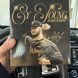 Skenes Pittsburgh Pirates Cy Young New Bobblehead 
