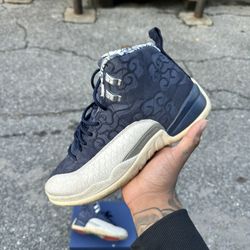 Jordan 12 Retro International Flight (size 8)