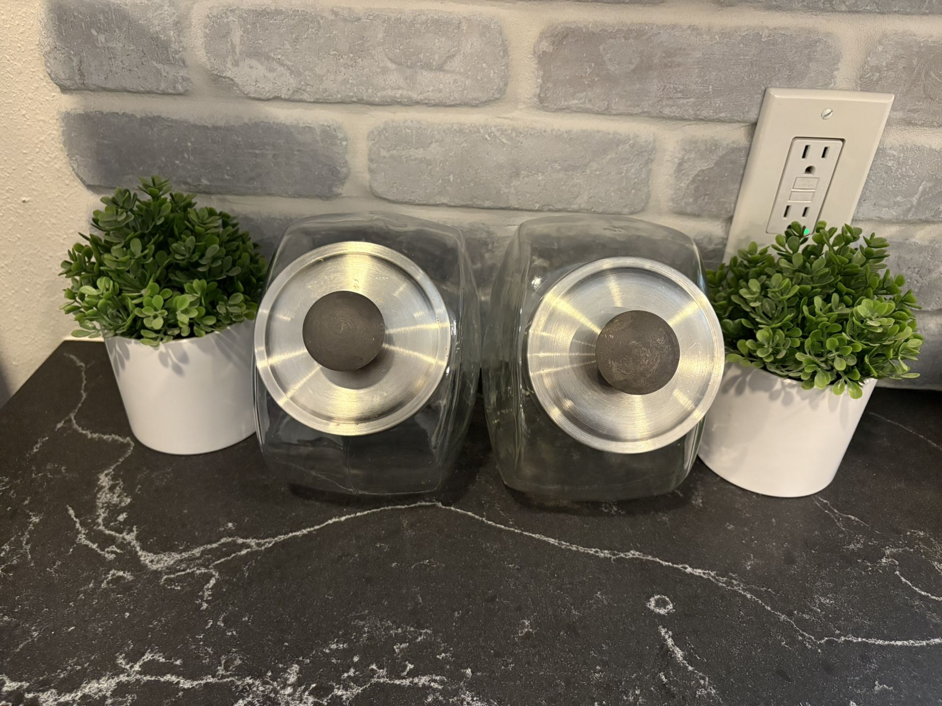 Set Of 2 Glass Kitchen Storage Containers  - Home Decor - Simi Valley