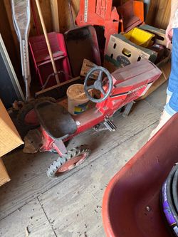 Paddle cars and toys