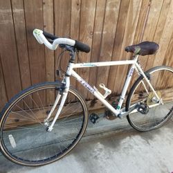 Trek 720 Multi-track Bicycle 