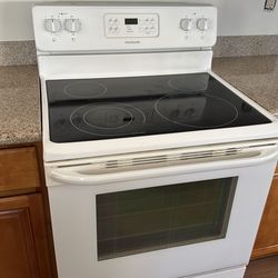 APPLIANCE PACKAGE - fridge, oven, microwave, dishwasher