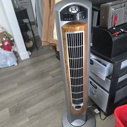 Tall fan with remote