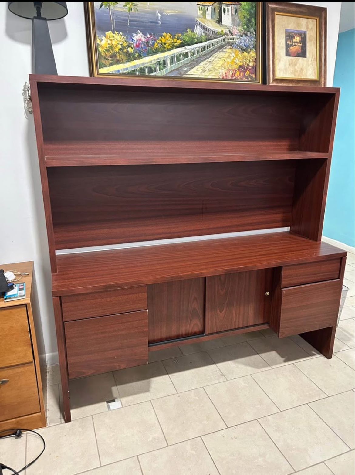 Nice Executive Desk