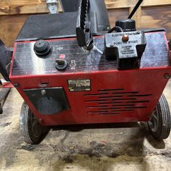 Snapper Snowblower 5 HP 