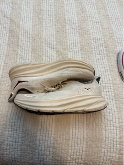 Hoka Clifton 9 Mens Running Shoe