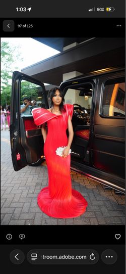 red divine dress