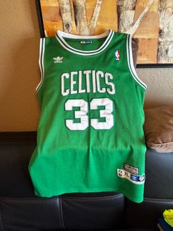 Adidas Hardwood classic ‘85-‘86 home green Larry Bird Celtics jersey.