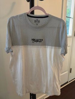 Brand New Hollister T-Shirt Must-Have Collection 100% cotton Size:Medium