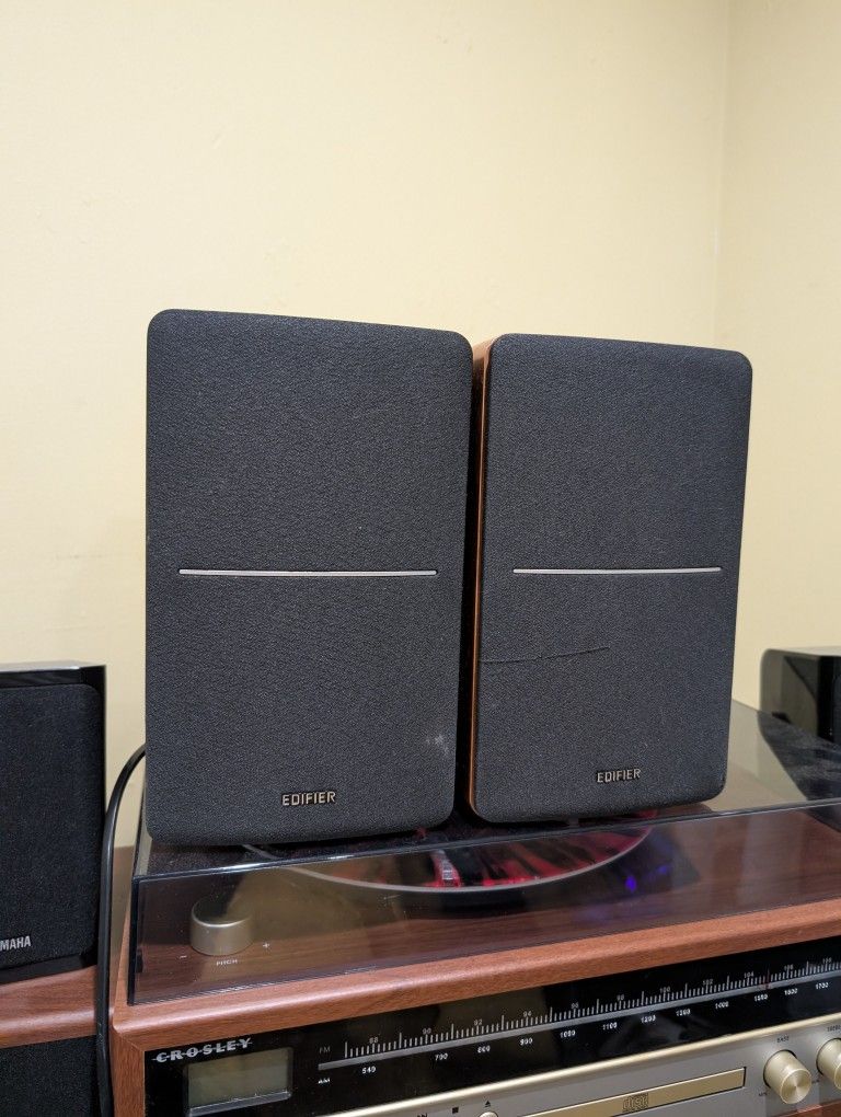 Edifier Bookshelf Speakers