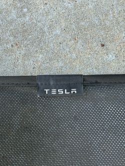 Tesla Y Sunshade Roof