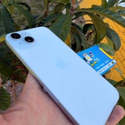 iPhone 15 Plus