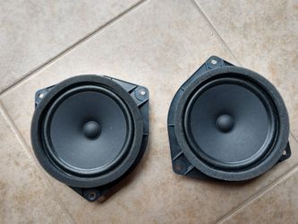 Toyota rav4 front door speakers