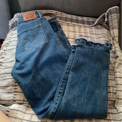 Levis 