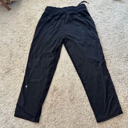 Lululemon women black pants