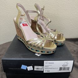New Women's Vince Camuto Tasha Metallic Silver Leather Wedge Sandals Size 8.5