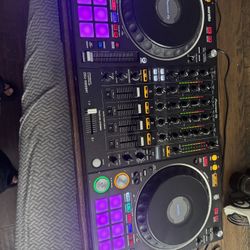 DDJ-1000SRT