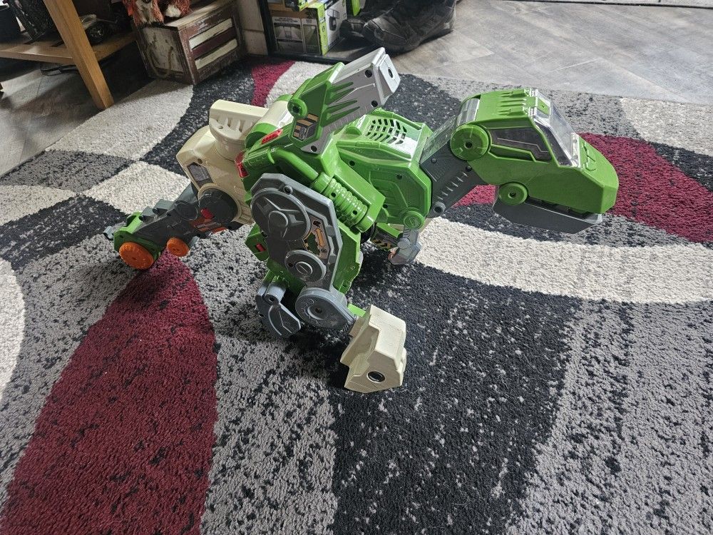 V Tech switch and go dinosaur Jagger, the T Rex