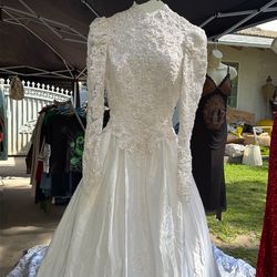 Vestido de novia DEMETNOS size 6