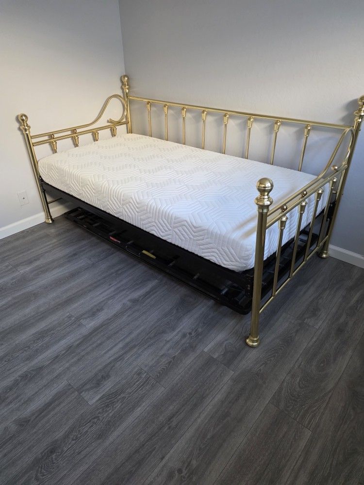 Tundral Bed