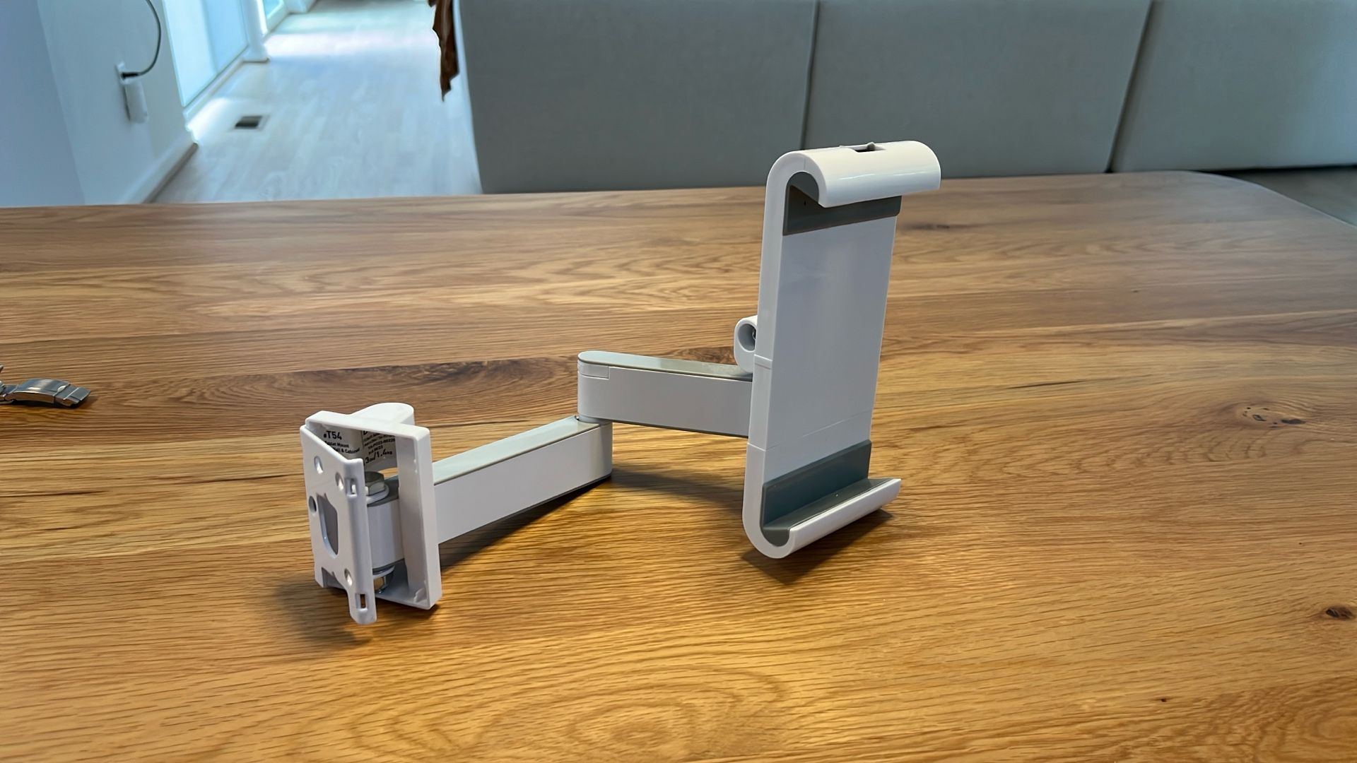 Full Motion Adjustable 7-12" Tablet Wall Mount