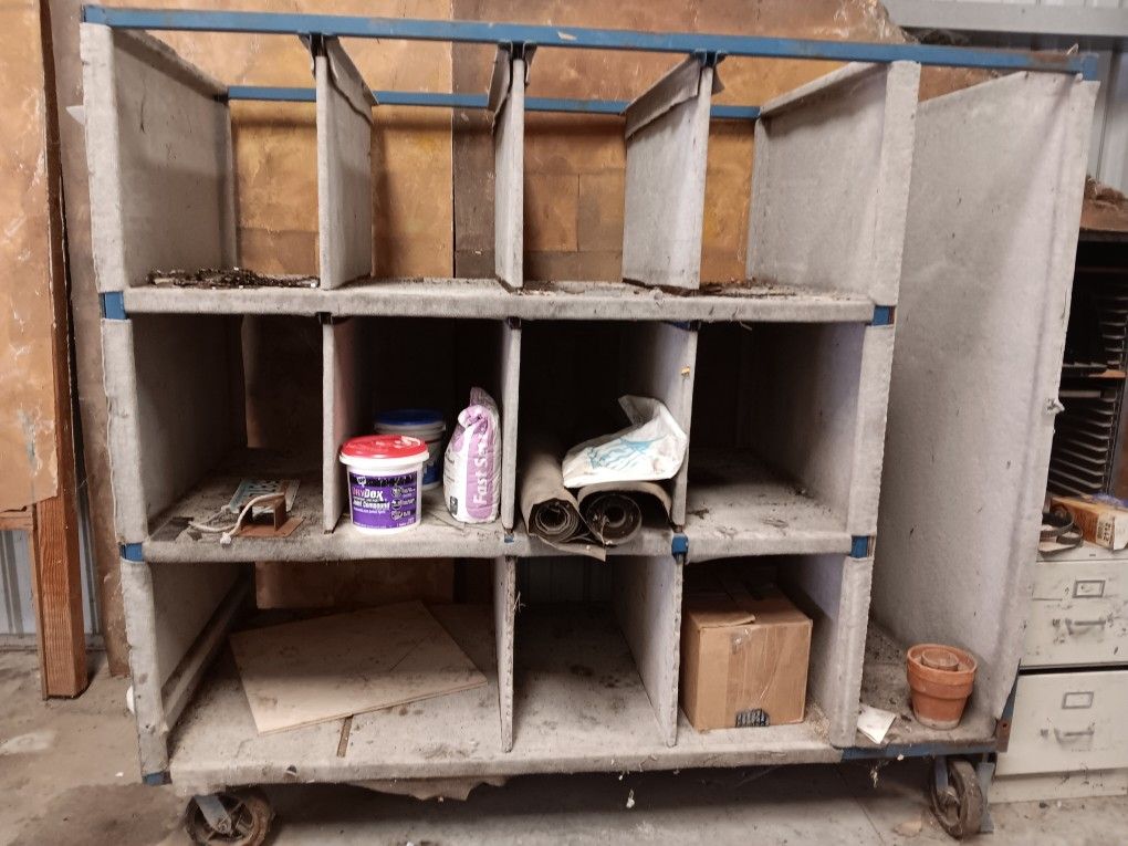 Large Heavy Duty Metal Rack On Castors