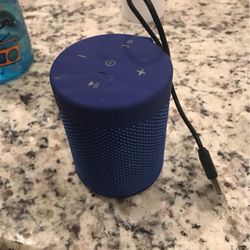 Ilive Waterproof Wireless Speaker