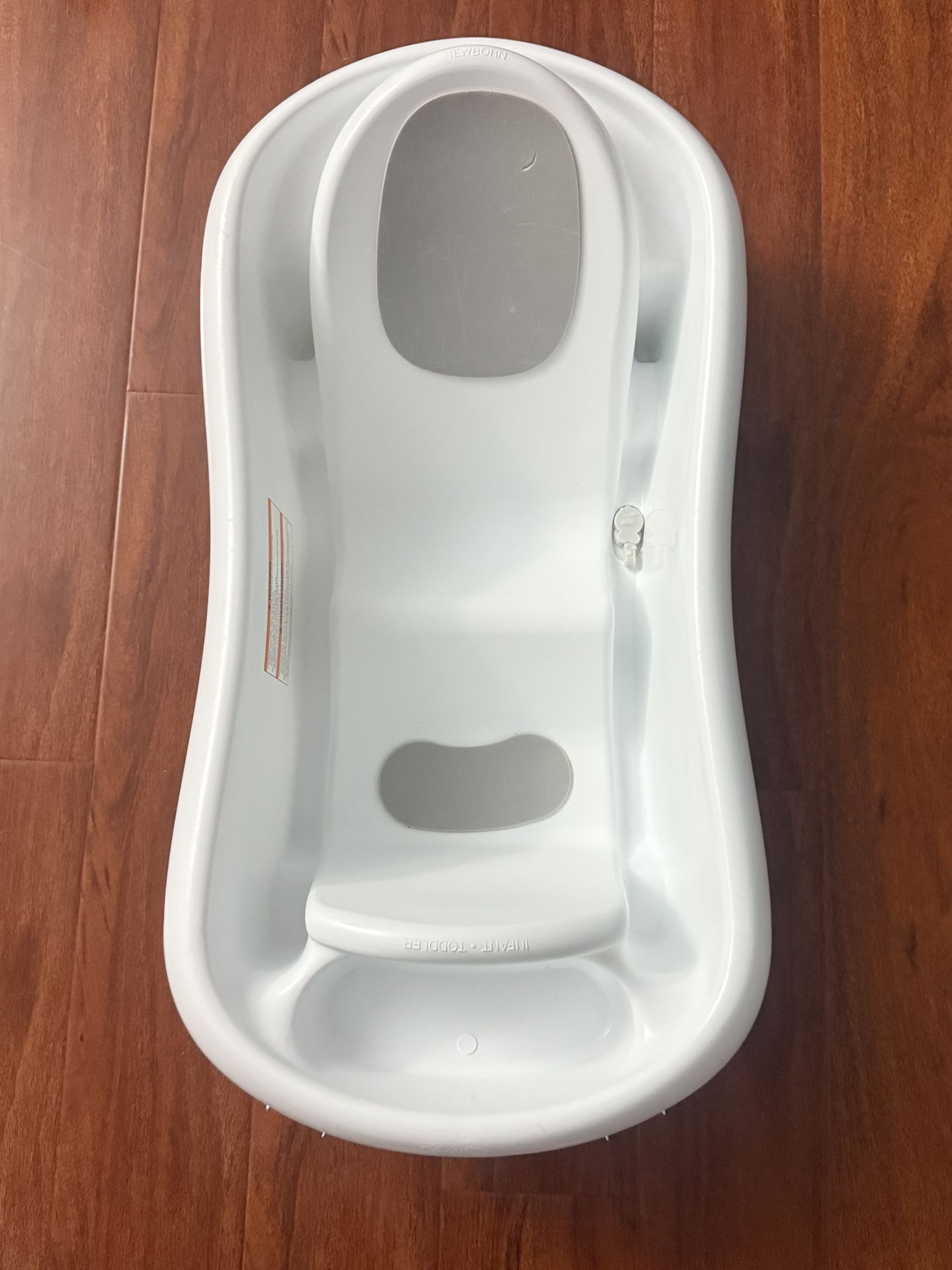 Baby bathtub