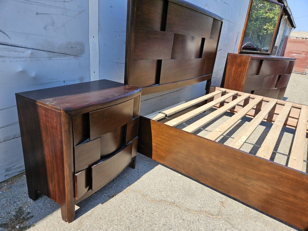 King Size Bed Bedroom Set
