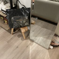 ✨Beautiful design er Leather Tote Bag Handbag 16x15” Stunning 