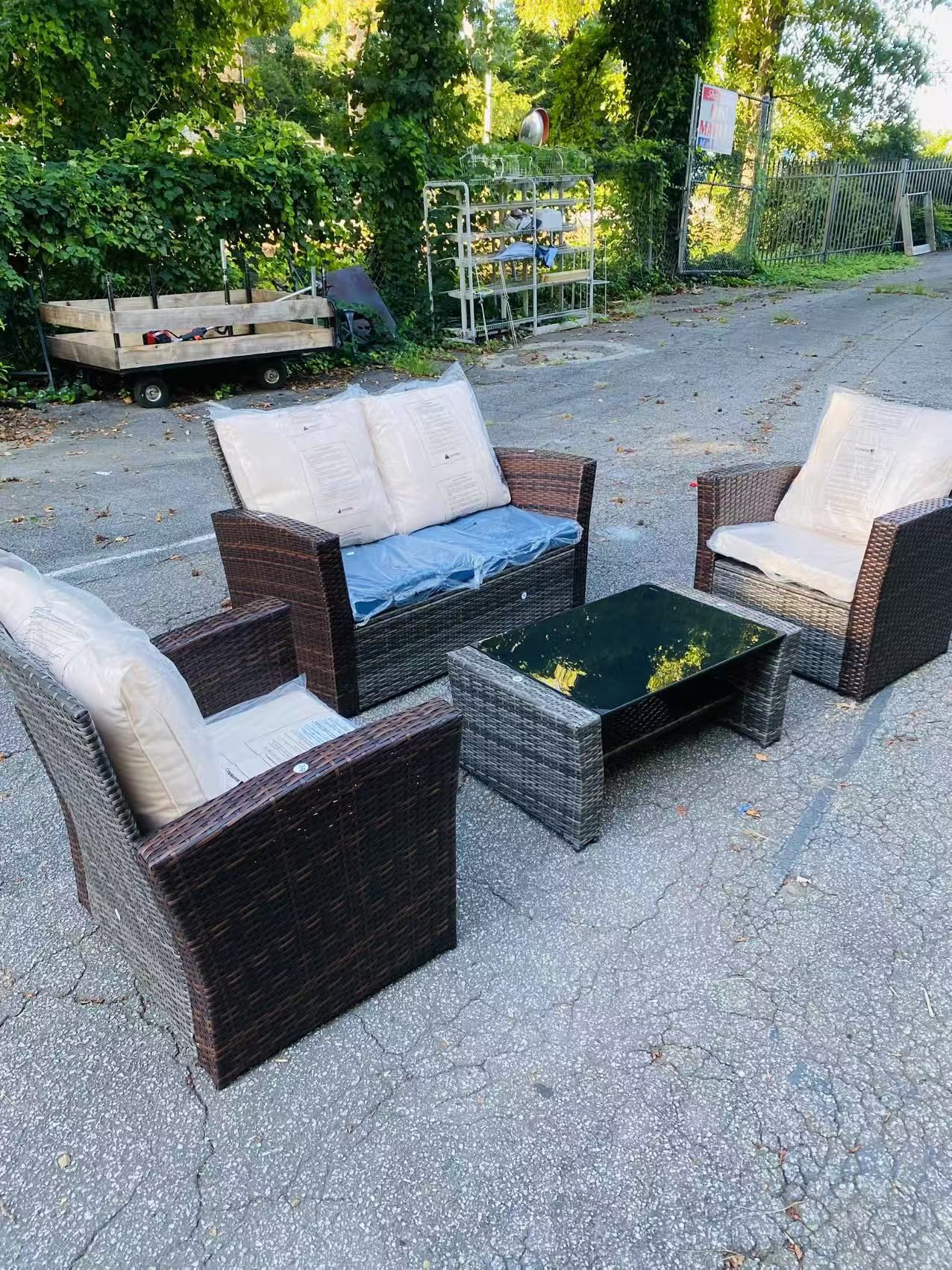 Four-piece outdoor patio furniture set, wicker reception set for porch patio, brown and gray combined rattan sofa chair with cushions