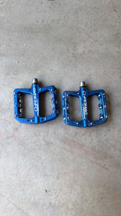 Chromag Pressure MTB pedals Blue