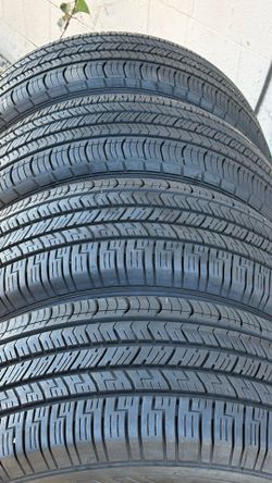 Set of 4 Goodyear Eagle Enforcer 255/60/18