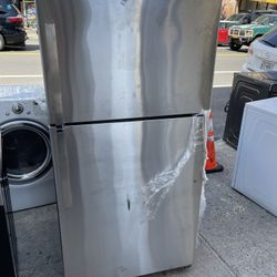 Refrigerator 28 Inches 