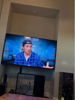80 inch TV & Wall Mount