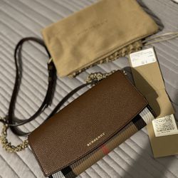 Burberry Wallet Crossbody Bag