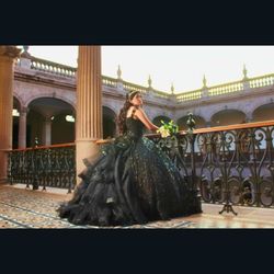 BLACK QUINCEAÑERA DRESS