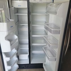 Whirlpool Refrigerator 