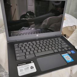 Laptop Touchscreen 14" Brand New 