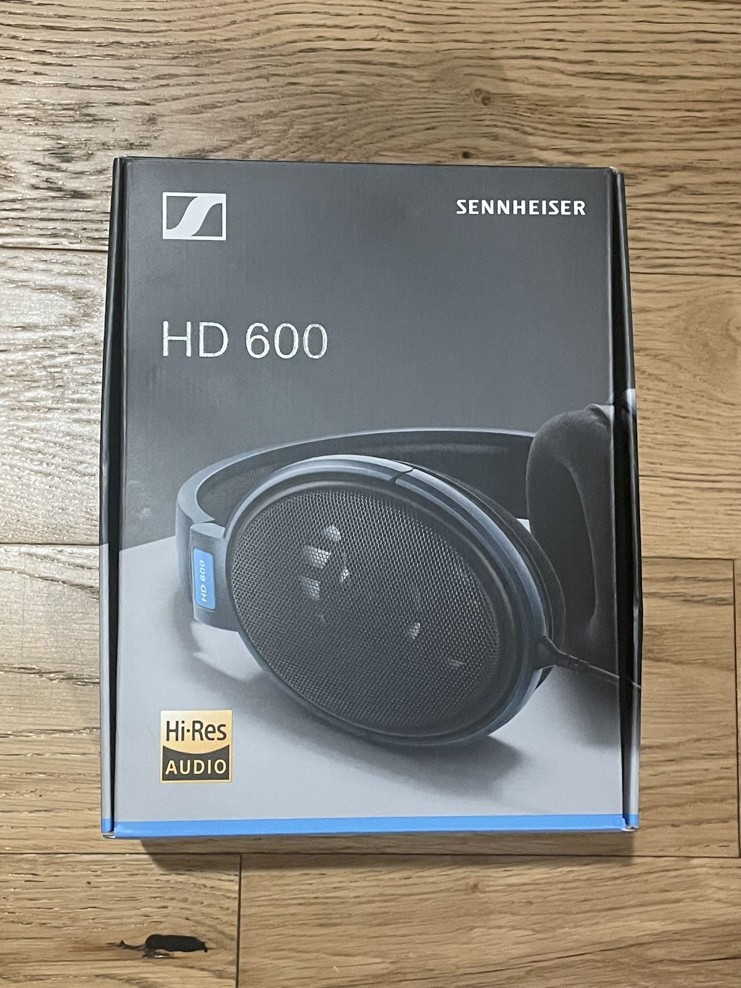 Sennheiser HD 600 Headphones