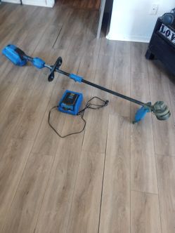 40Volt Kobalt brushless weed eater with battery and charger