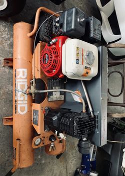 Ridgid Wheelbarrow 9 Gallon Compressor with Honda GX160 Motor