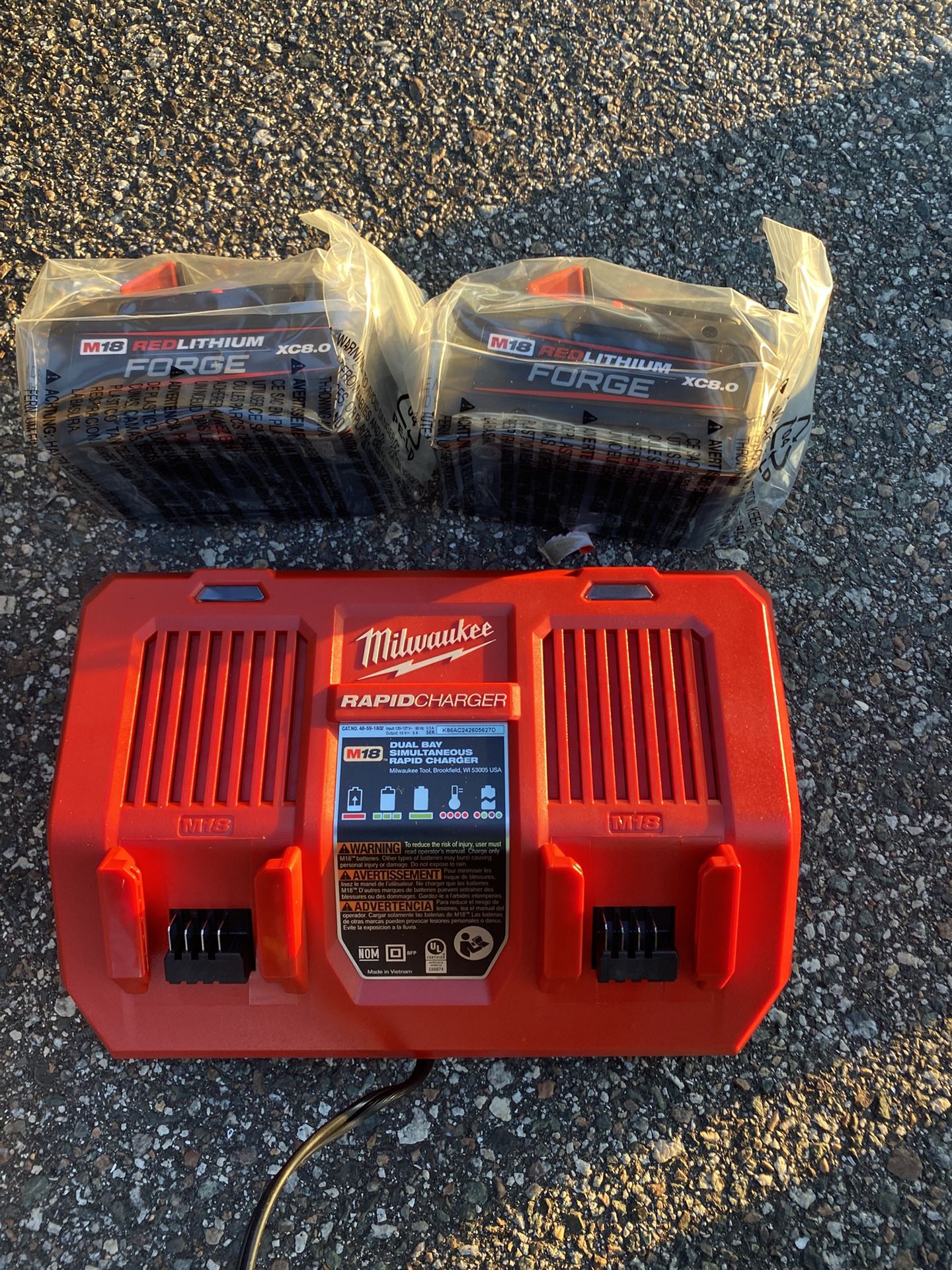 Milwaukee M 18 Forge Rapid Charger And (2) 80 Batteries