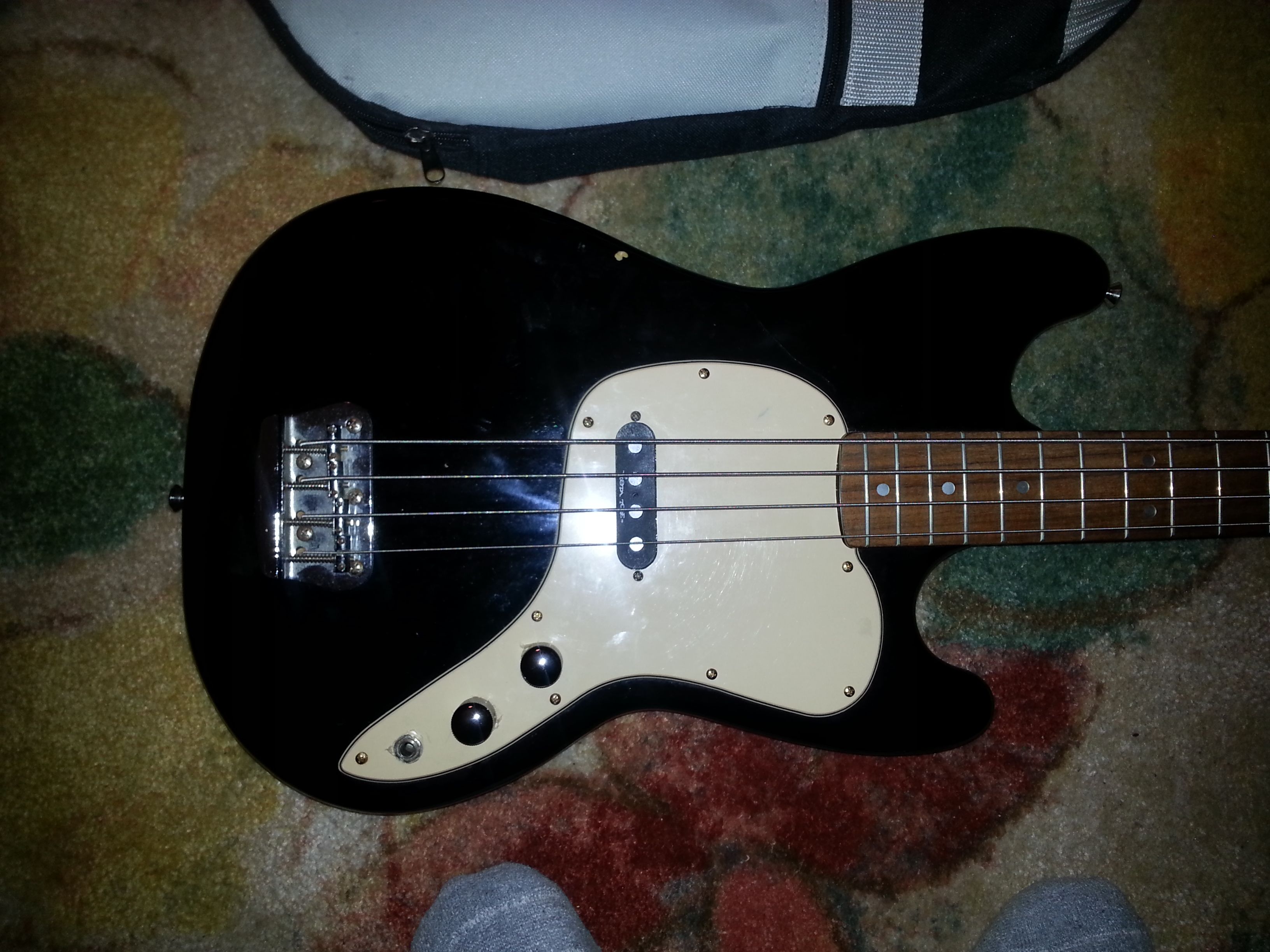 Fender Squier MusicMaster Vista series bass guitar