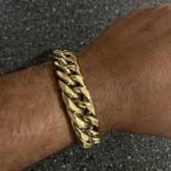 GLD Cuban IP CURB BRAC 8.5