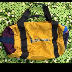 Cotopaxi Mariveles 32L Duffle Bag Multicolor Travel Overnight Hike Camp
