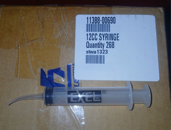 Curved Nose 12cc Syringes 50 count